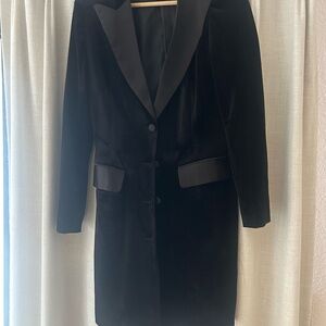 Elegant Black Velvet Blazer Coat